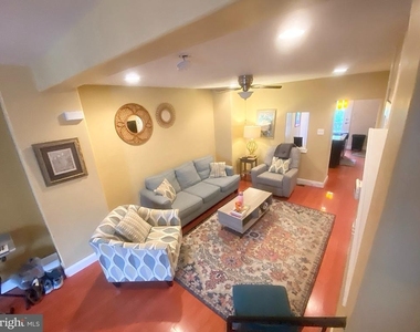 4323 Dexter Street - Photo Thumbnail 3