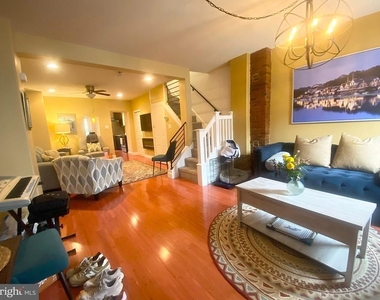 4323 Dexter Street - Photo Thumbnail 1