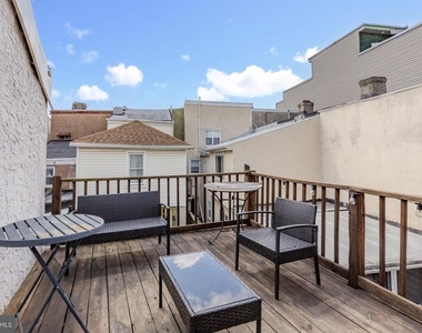 1104 E Dunton Street - Photo Thumbnail 16
