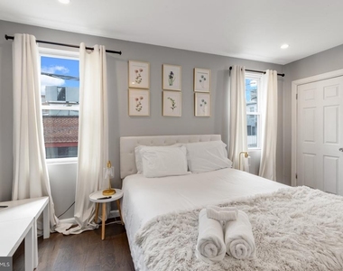 1104 E Dunton Street - Photo Thumbnail 13