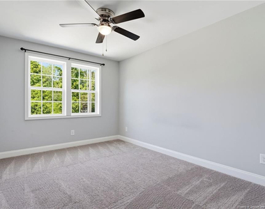 935 W Illinois Avenue - Photo Thumbnail 40