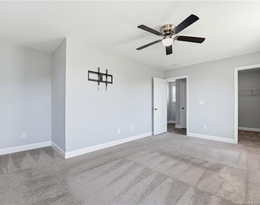 935 W Illinois Avenue - Photo Thumbnail 37