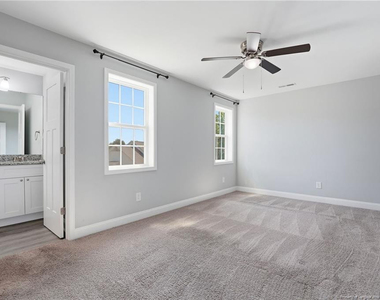 935 W Illinois Avenue - Photo Thumbnail 36