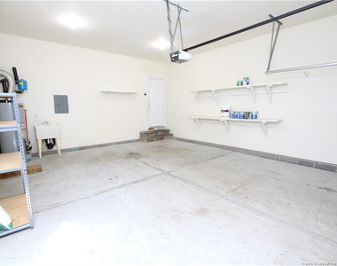208 Chieftain Drive - Photo Thumbnail 43
