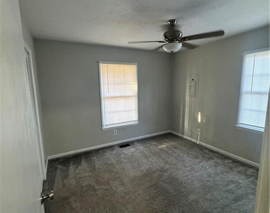 6516 Senator Drive - Photo Thumbnail 6