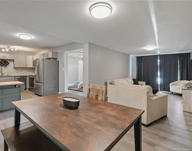 6142 Wynnwood Drive - Photo Thumbnail 18