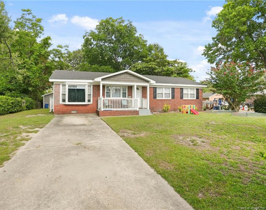 6142 Wynnwood Drive - Photo Thumbnail 3
