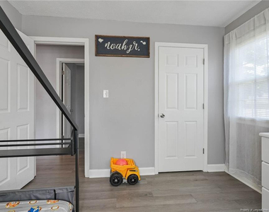 6142 Wynnwood Drive - Photo Thumbnail 26