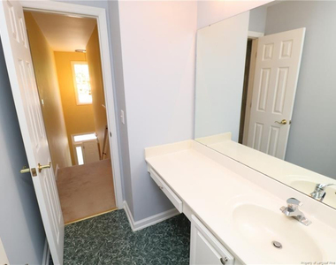7900 Strawberry Meadows Street - Photo Thumbnail 30
