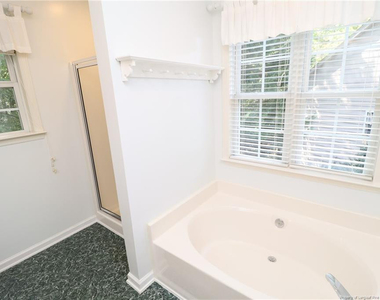 7900 Strawberry Meadows Street - Photo Thumbnail 21