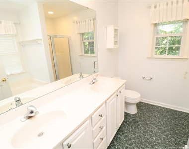 7900 Strawberry Meadows Street - Photo Thumbnail 18