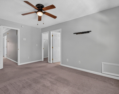 5343 Cog Hill Court - Photo Thumbnail 21