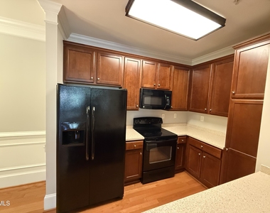 918 Portstewart Drive - Photo Thumbnail 8