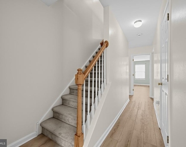 445 Spring Mill Avenue - Photo Thumbnail 25