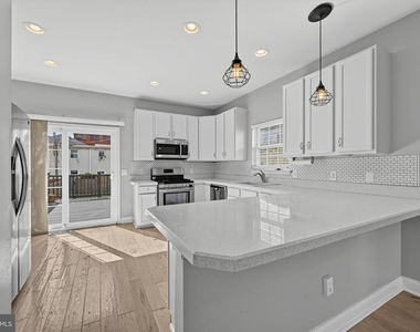 445 Spring Mill Avenue - Photo Thumbnail 7