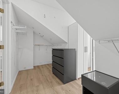 445 Spring Mill Avenue - Photo Thumbnail 26