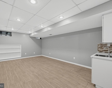 445 Spring Mill Avenue - Photo Thumbnail 24