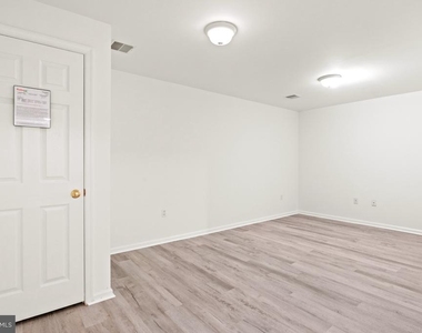 171 Vernon Court - Photo Thumbnail 24