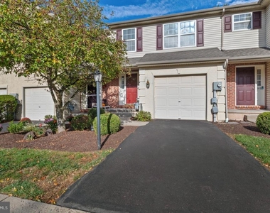 171 Vernon Court - Photo Thumbnail 1