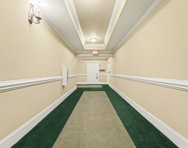 2810 Bedford Green Drive - Photo Thumbnail 23