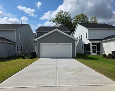 520 Everglow Lane - Photo Thumbnail 31