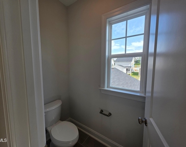 520 Everglow Lane - Photo Thumbnail 17