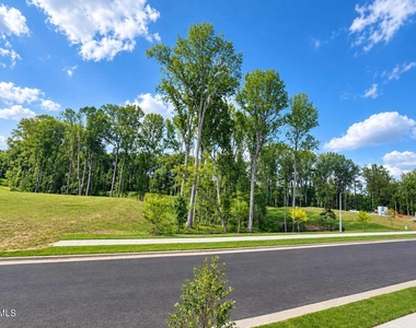 520 Everglow Lane - Photo Thumbnail 1