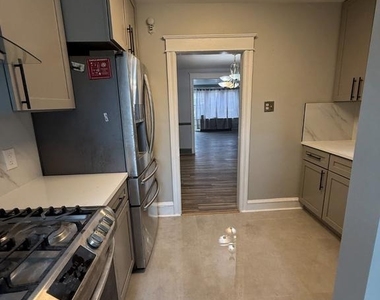 7060 Ruskin Lane - Photo Thumbnail 6