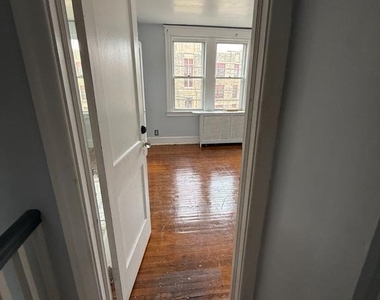 7060 Ruskin Lane - Photo Thumbnail 12