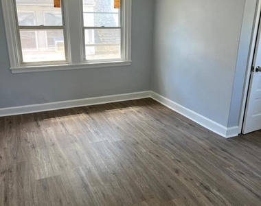 1133 Pine Lane - Photo Thumbnail 11