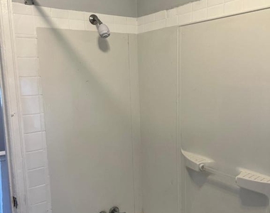 1133 Pine Lane - Photo Thumbnail 9
