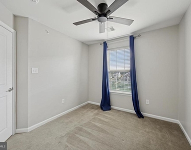 641 Washington Square - Photo Thumbnail 19