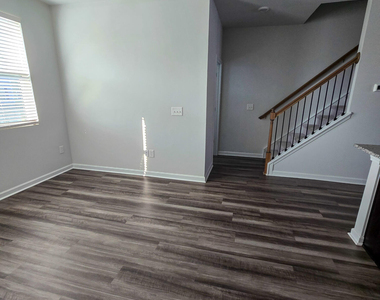 6004 Giddings Street - Photo Thumbnail 12