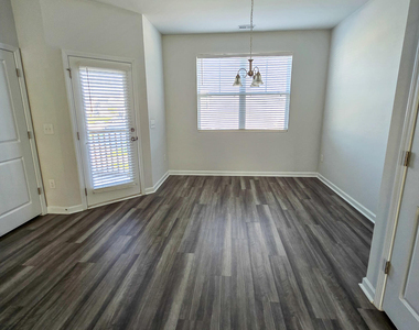 6004 Giddings Street - Photo Thumbnail 14