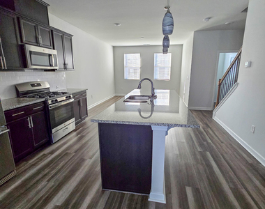 6004 Giddings Street - Photo Thumbnail 8