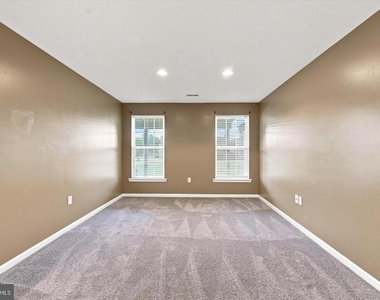 30 N Savanna Drive - Photo Thumbnail 9