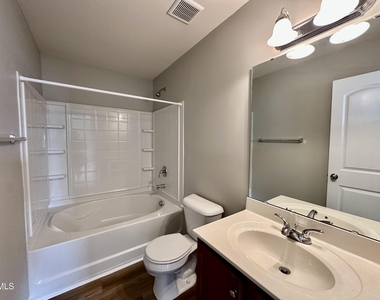 4773 Queen Pierrette Street - Photo Thumbnail 13