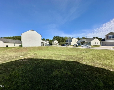4773 Queen Pierrette Street - Photo Thumbnail 21