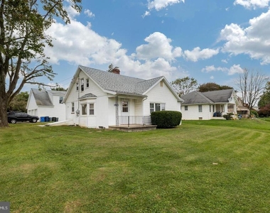 1910 Valley Road - Photo Thumbnail 2