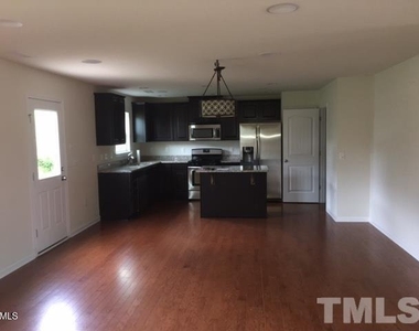 2505 Averon Drive - Photo Thumbnail 4