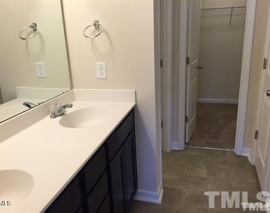 2505 Averon Drive - Photo Thumbnail 8