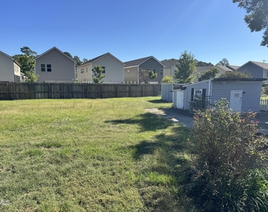 120 Cotten Drive - Photo Thumbnail 12