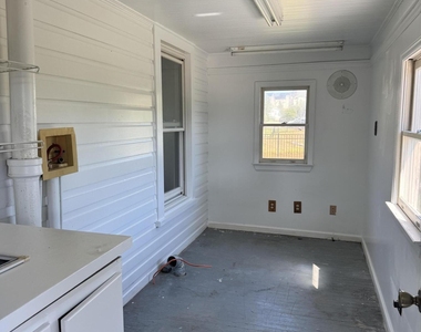 120 Cotten Drive - Photo Thumbnail 3