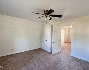 120 Cotten Drive - Photo Thumbnail 10