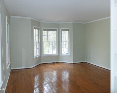 117 Charlesberry Lane - Photo Thumbnail 3
