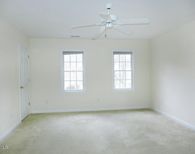 117 Charlesberry Lane - Photo Thumbnail 18