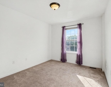 6205 Galleon Drive - Photo Thumbnail 20