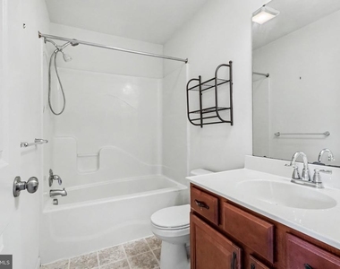 6205 Galleon Drive - Photo Thumbnail 24
