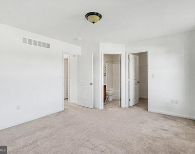 6205 Galleon Drive - Photo Thumbnail 17