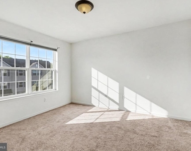 6205 Galleon Drive - Photo Thumbnail 21